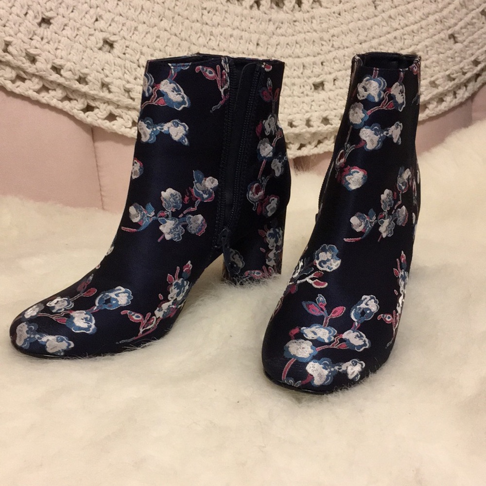 Patterned blue fabric boots. Worn once.